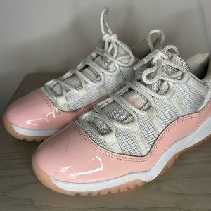 Jordan Kids Sneakers in Pink and White